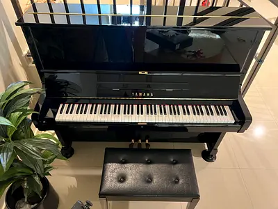 Yamaha U2 Upright Piano - Excellent condition -  Free delivery & tunning
