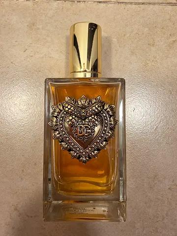 D&G perfume