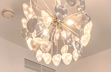 Modern decorative ceiling chandelier light fitting