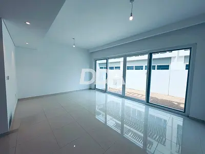 BRAND NEW | NEXT TO THE ENTRANCE AND EXIT