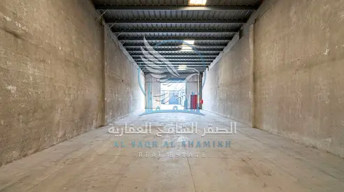 warehouse for rent in Industrial Area 11, 3,000 sq. ft. Sharjah, on a main road, suitable for stora