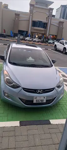 2013 Hyundai ELANTRA 照片 2
