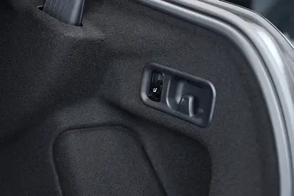 2026 Mercedes-BENZ E-CLASS 缩略图 20