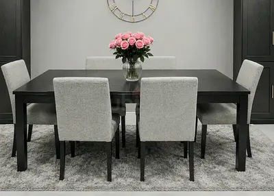 IKEA Extendable Dining Table with 6 chairs.  All clean