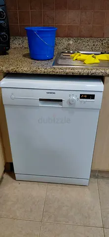 Siemens dishwasher 2 rack good condition for sale