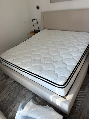 Queen size mattress with upholstered base - good condition