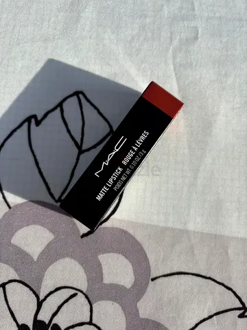 MAC Matte Lipstick - New in Box - 616 Taupe (Neutral Red Shade)