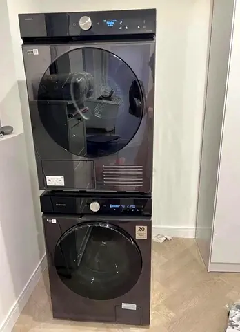Samsung bespoke model 11.5 kg washer and 9 kg dryer set separate Same like a new condition
