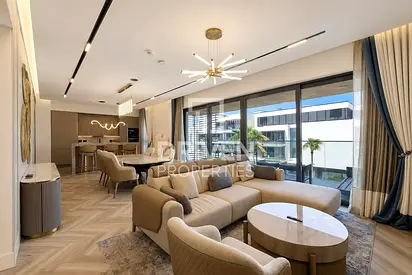Fully Upgraded | Vacant | Premium Location