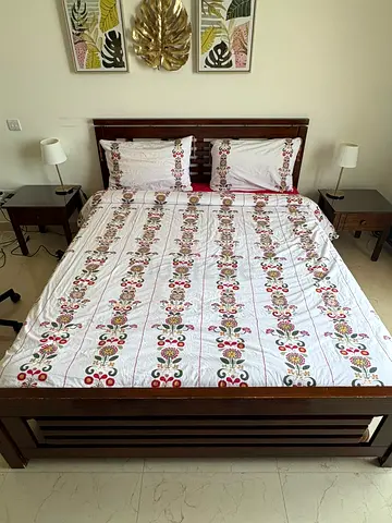 Bedroom Set Queen Size with Matress