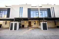 Short-Term Rental Villa | Luxury Stay on Al Marjan Island at Dannah Bay
