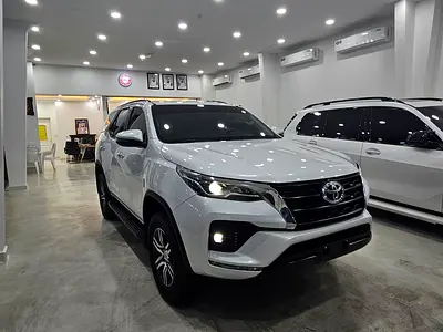 Pristine 2023 Toyota Fortuner GXR | GCC Specs | Reliable SUV