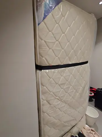 Brand New Double-Sided White Mattress in Excellent condition