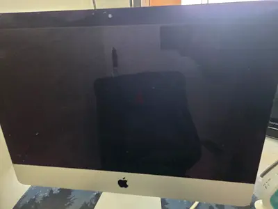 Apple iMac 21.5-inch All-in-One Computer - Silver (Used) Keyboard & Mouse Not Included