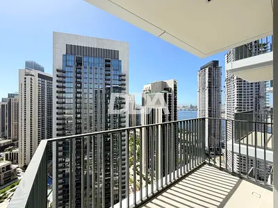 ELEGANT 1BR | CREEK VIEW | PRIME LOCATION