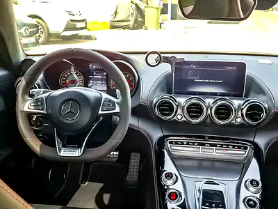 صورة 14 لـ 2015 Mercedes-BENZ AMG