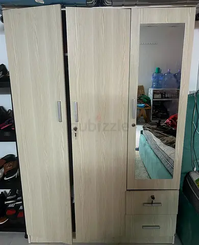 Light Wood 3-Door Wardrobe with Mirror and Drawers