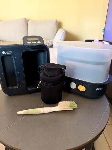Tommee Tippee Electric Steam Sterilizer with Bottle Brush - Good Condition.