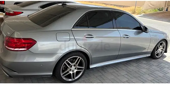 Mercedes-Benz E 300 2014 GCC Specs - Pristine Condition