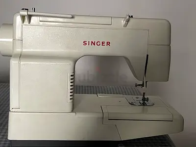Singer sewing machine Urgent sell