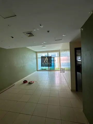 🔥 **3 غرف ماستر للإيجار في عجمان ون | غرفة خادمة + غسيل | 5 حمامات | 60,000 درهم**