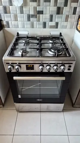 4 Burner Stove and Oven - Terim