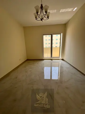 اجمل غرفتين وصاله في الشارقة مع 2حمام اطلاله مفتوحه تهويه جيدة مع بلكونه كبيره مع باركن مجاني تكييف مركزي غاز مركزي موقع مميز جداً قريب من كل الخدمات