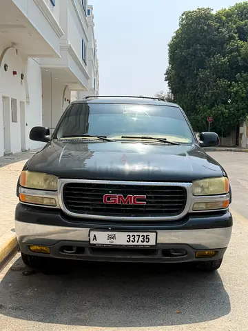 2004 GMC Suburban Classic GCC Specs - Excellent Condition