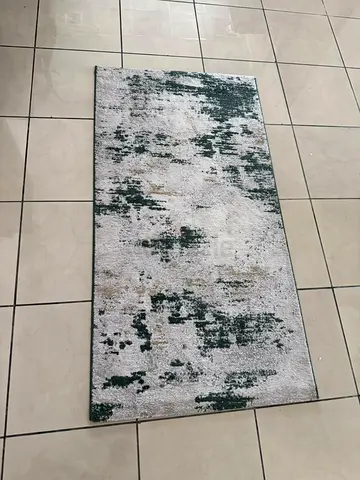 Modern abstract runner rug - green and beige, good condition