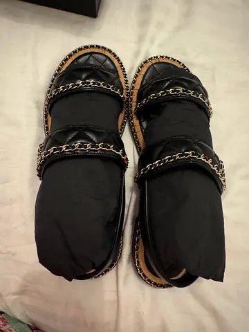 Sandals chanel