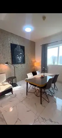 شقة مميزة من نوع 2 غرف نوم (2BHK) للإيجار السنوي في Oasis Tower،