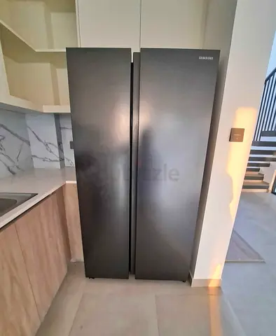 Samsung side by side refrigerator same Same like a new condition