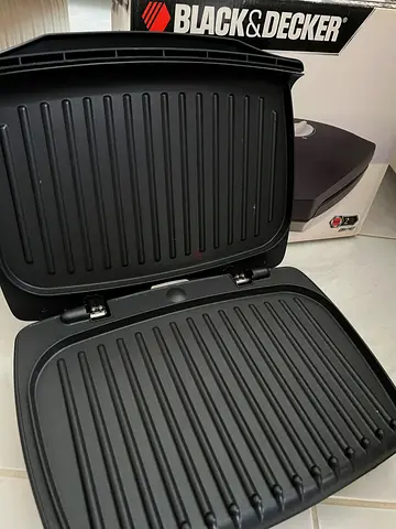 Black+Decker Electric Contact Grill - Good Condition