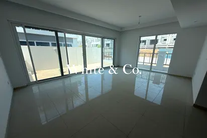Brand New 3BR| End corner layout | Vacant