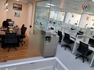 مساحة مكتب عمل مشتركة معتمدة في الشارقة | معتمدة من البلدية ودائرة التنمية الاقتصادية | تبدأ من 4,300 درهم إماراتي