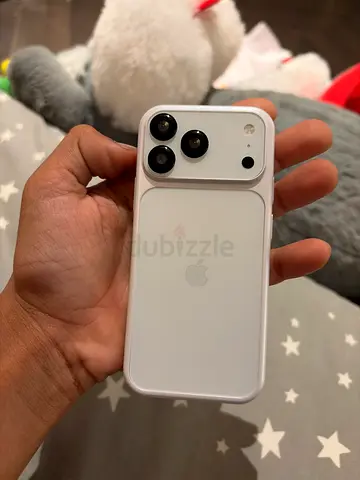 White mini iPhone 17