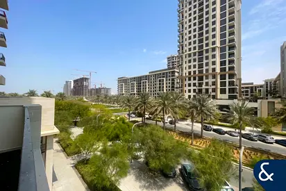Park View | Large Terrace | Available Now