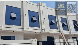 5 master bedrooms hall villa available for rent in hello