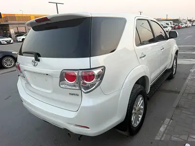 2013 Toyota FORTUNER — фото 7