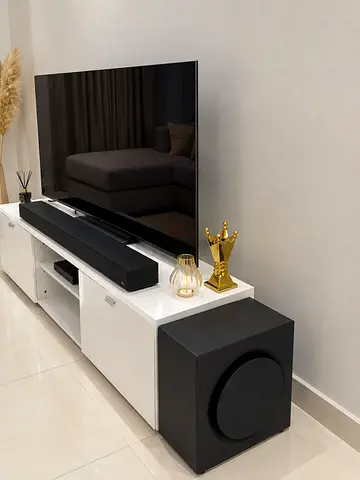 LG OLED evo 4K TV 55 Inch C2 UAE - Excellent Condition