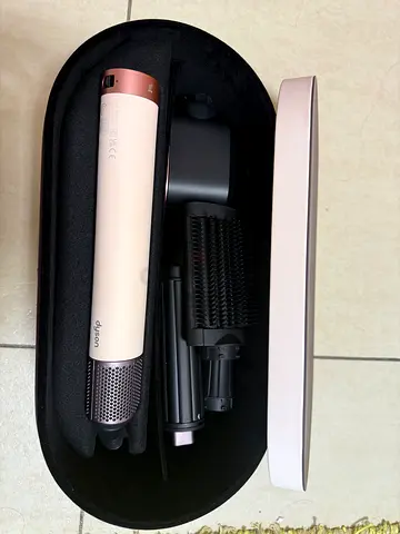 Dyson Airwrap Complete styler — used, good condition with case