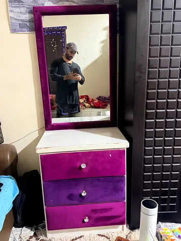 Furniture for free -Sofa Bed Make up mirror