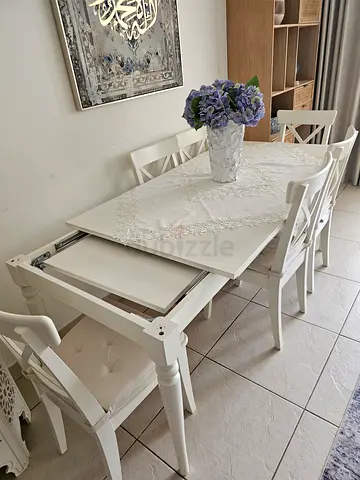 IKEA EXPANDABLE Dinning Table