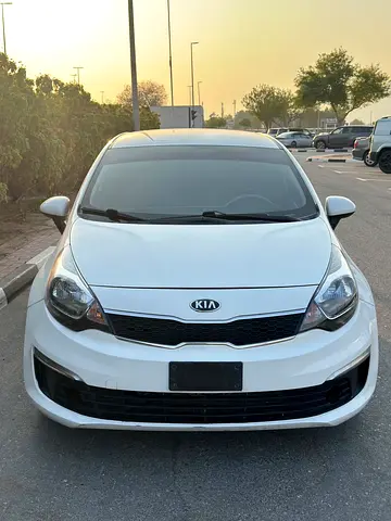GCC Space No accident single owner Good car orginal kilometers