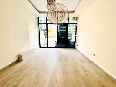 Bright Studio | Meydan | Courtyard & City Views