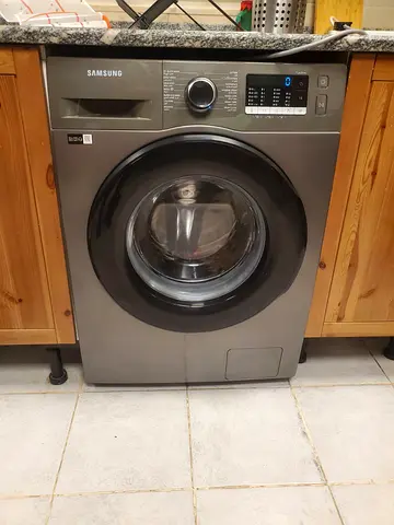Samsung 8Kg Hygience Steam Washing machine TWICE IN USE LESS THAN ONE YEAR OLD , DELIVERY+ WARRANTY