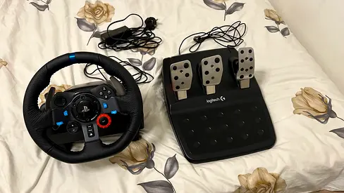Logitech G Racing Wheel and Pedals (PC/Other) - Good Condition