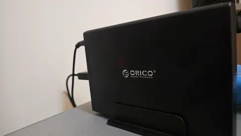 20TB Seagate HDD + Orico Portable External Hard Drive Enclosure (USB 3.0).