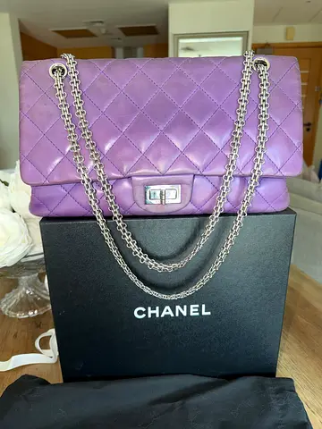 chanel reissue bag