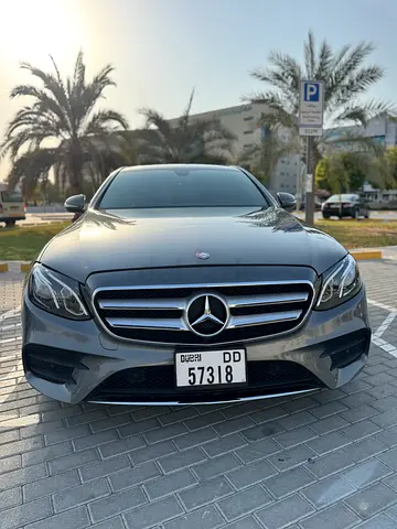 2020 Mercedes-Benz E-Class E 350 - American Specs - Excellent Condition